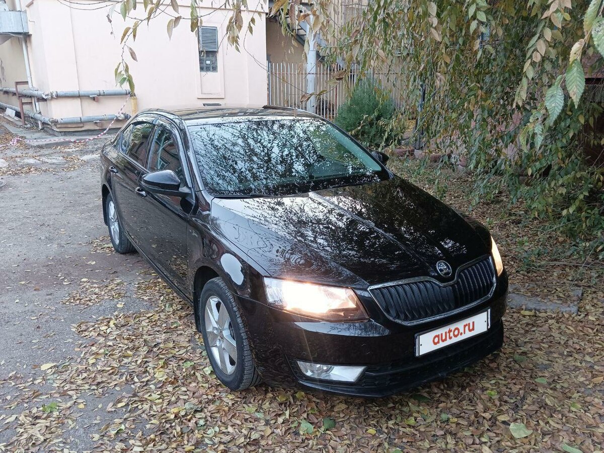 Купить б/у Skoda Octavia III (A7) 1.8 AMT (180 л.с.) бензин робот в ...