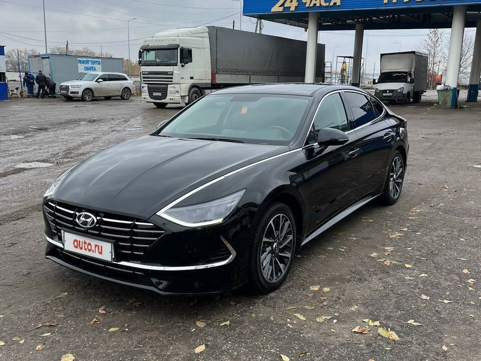 Купить б/у Hyundai Sonata VIII (DN8) 2.5 AT (180 л.с.) бензин автомат в ...