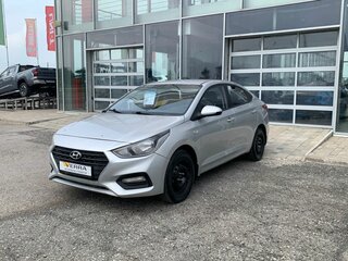2018 Hyundai Solaris II, серебристый, 690000 рублей, вид 1
