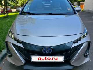 2017 Toyota Prius PHV ZVW52 Prime IV (XW50), серебристый, 2200000 рублей, вид 1