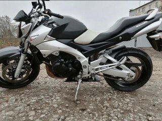Описание мотоцикла Suzuki GSR 400 ABS 2009
