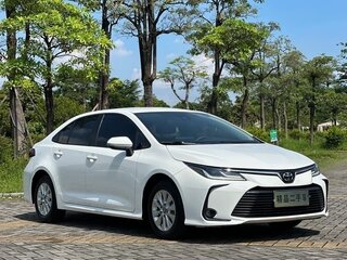 2022 Toyota Corolla Sporty XII (E210) Рестайлинг, белый, 1250000 рублей, вид 1