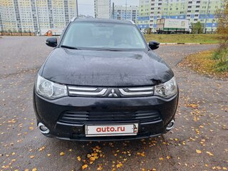 2013 Mitsubishi Outlander III, чёрный, 950000 рублей, вид 1
