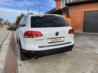 2015 Volkswagen Touareg II Рестайлинг, белый, 3200000 рублей, вид 4