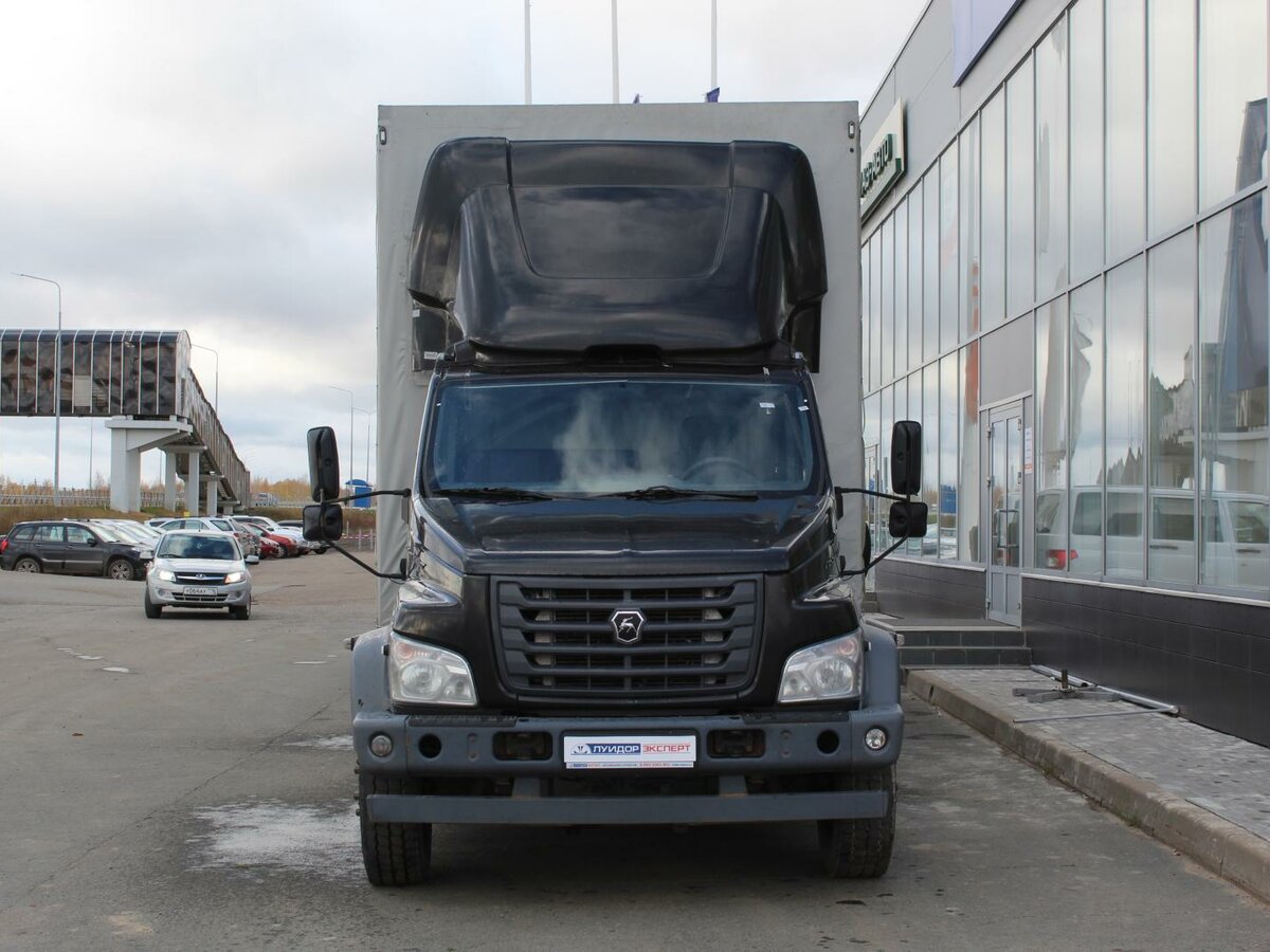 Купить б/у ГАЗ ГАЗон Next дизель механика в Казани: чёрный фургон 2020 ...