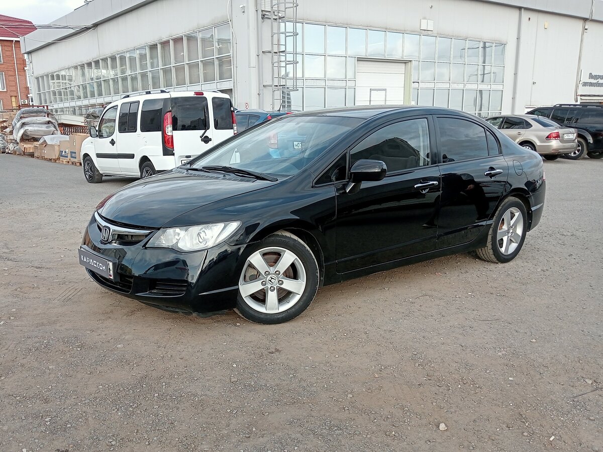 Купить б/у Honda Civic VIII Рестайлинг 1.8 AT (140 л.с.) бензин автомат ...