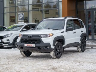 2022 Lada (ВАЗ) Niva I Рестайлинг (Travel), белый, 1400000 рублей, вид 1