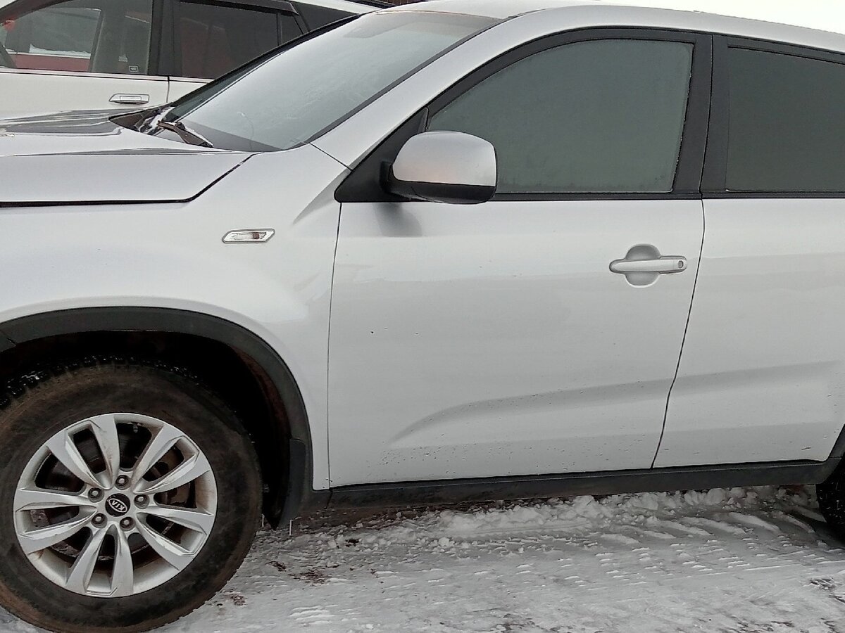 Купить б/у Kia Sorento II 2.4 MT (175 л.с.) бензин механика в ...