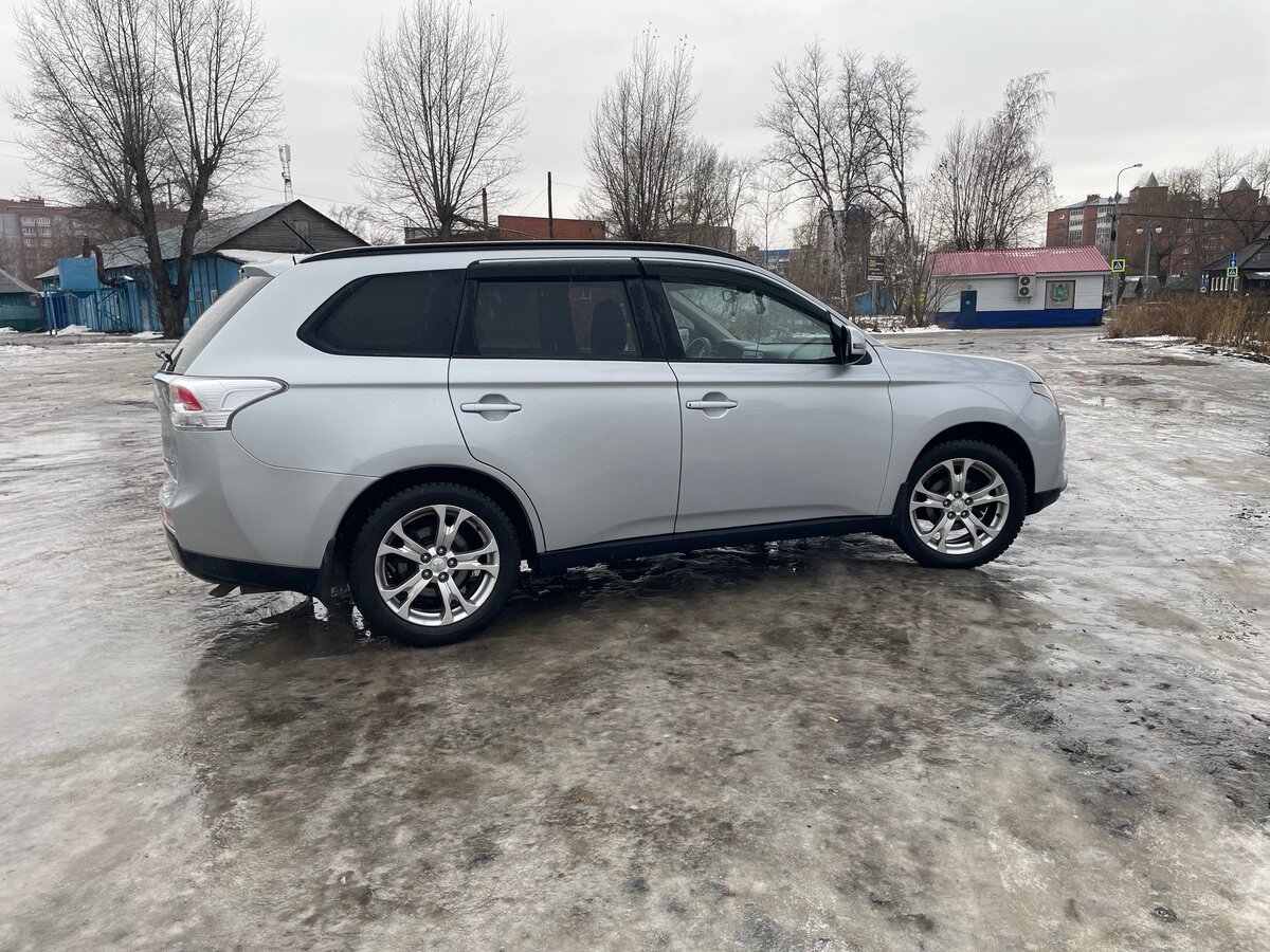 Купить б/у Mitsubishi Outlander III 2.4 CVT (167 л.с.) бензин вариатор ...