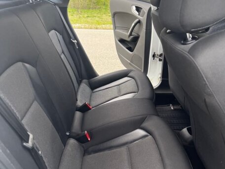 Audi A1 I 8X 1.4 AMT 122 . 1 I 8X 5 2013 ID 1121471746
