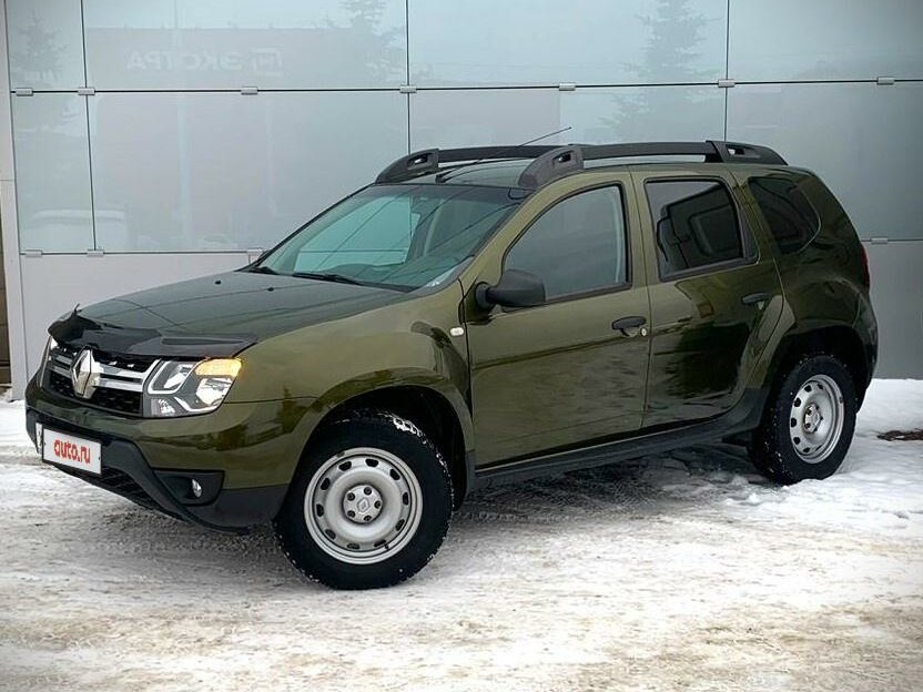 Купить б/у Renault Duster I Рестайлинг 2.0 AT (143 л.с.) 4WD бензин ...