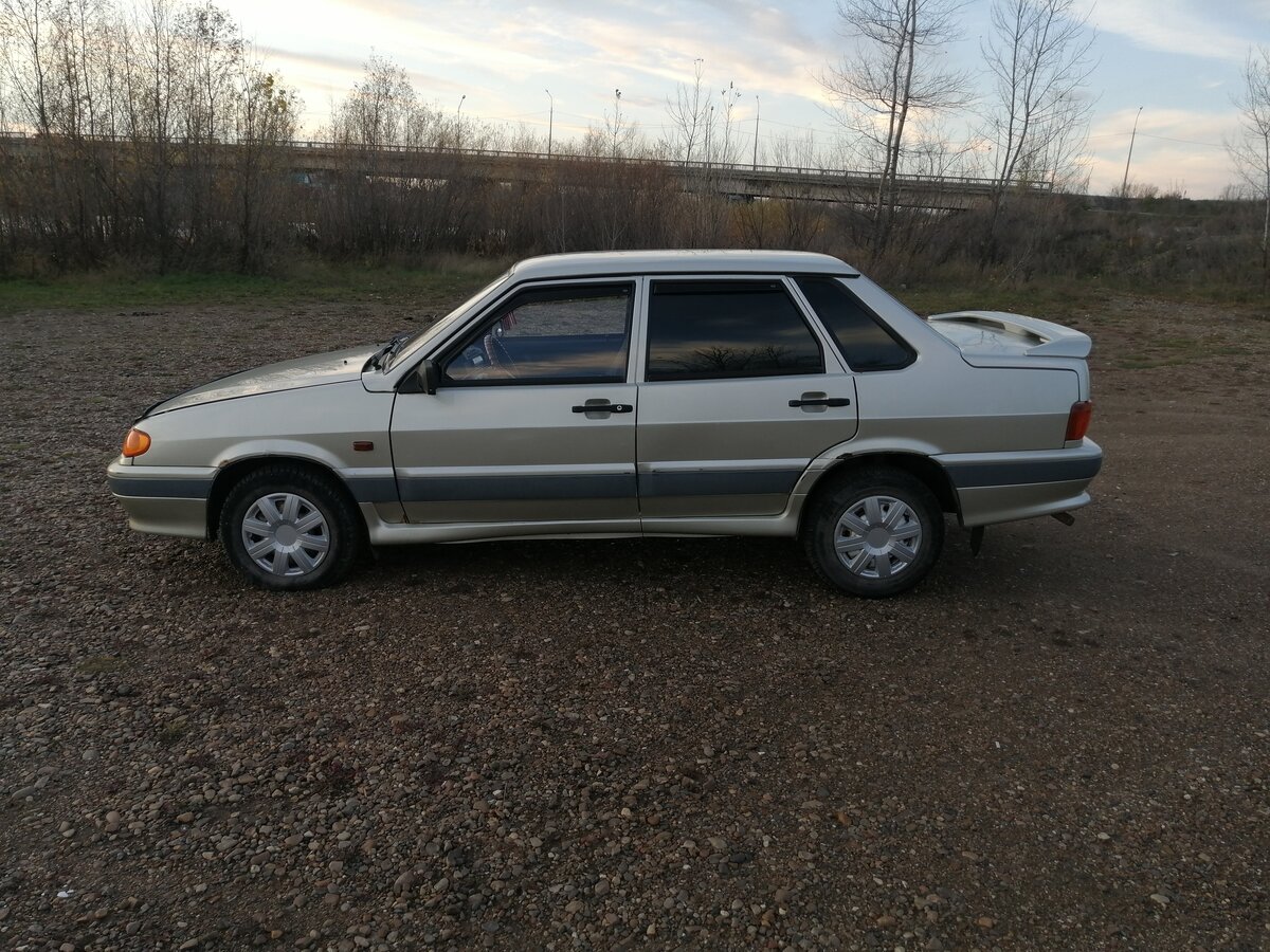 Купить б/у Lada (ВАЗ) 2115 1997-2012 1.5 MT (78 л.с.) бензин механика в Калуге: 