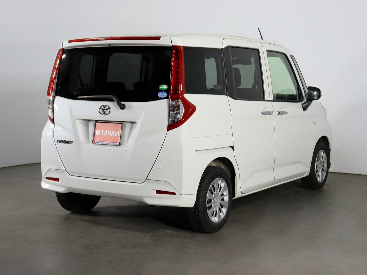 Toyota roomy Tank
