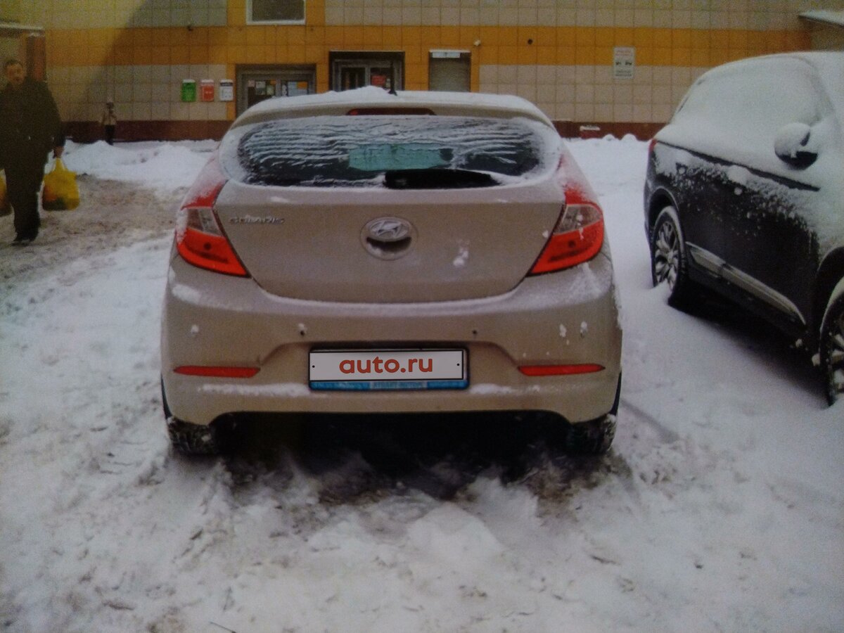 Купить б/у Hyundai Solaris I Рестайлинг 1.6 AT (123 л.с.) бензин ...