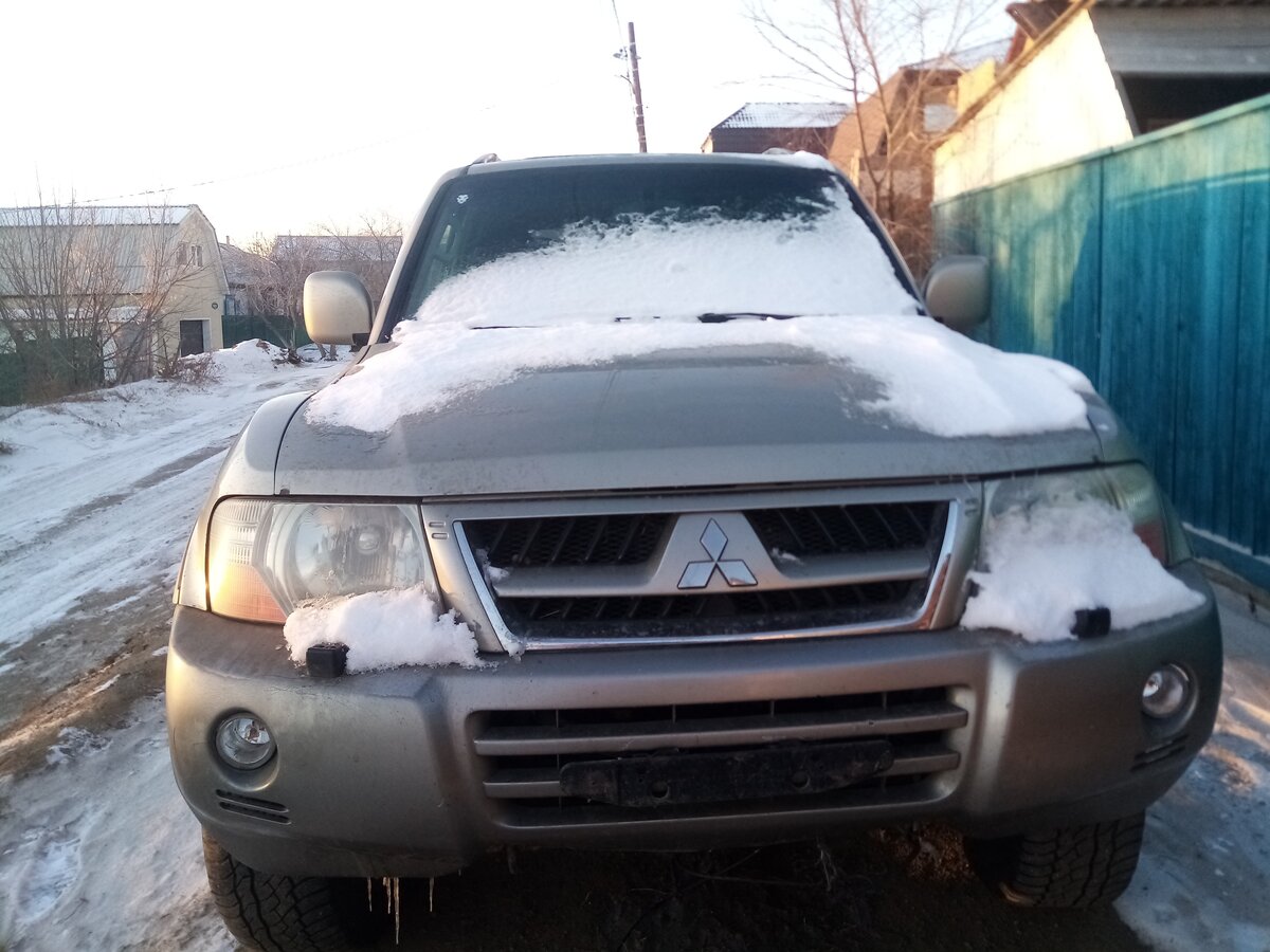 Купить б/у Mitsubishi Pajero III Рестайлинг 3.2d MT (160 л.с.) 4WD ...