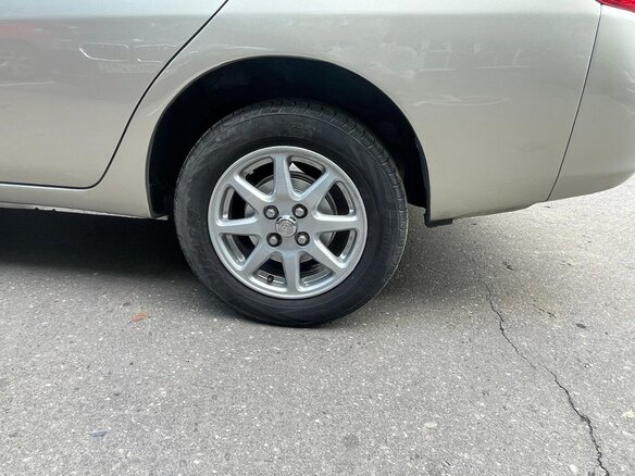 2001 Toyota Prius I Рестайлинг (XW10), золотистый, 750000 рублей - вид 9