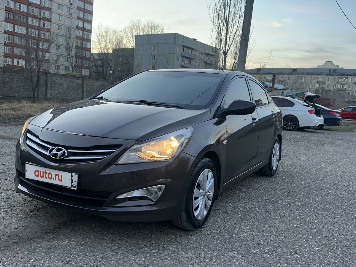 Купить б/у Hyundai Solaris I Рестайлинг 1.4 AT (107 л.с.) бензин ...