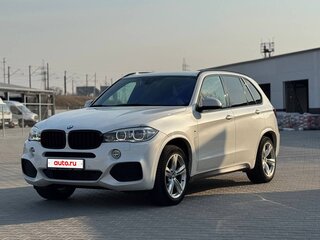 2016 BMW X5 30d III (F15), белый, 4050000 рублей, вид 1