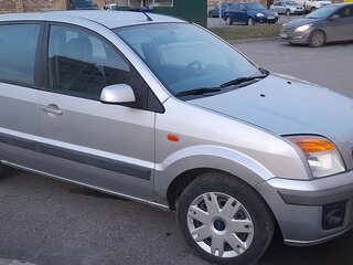 2008 Ford Fusion I Рестайлинг, серебристый, 430000 рублей, вид 1