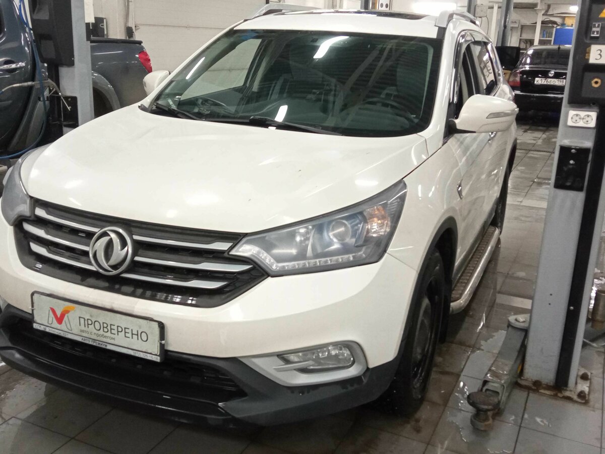 Dongfeng ax7 серый