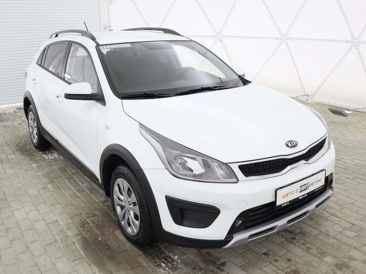 Купить б/у Kia Rio IV X-Line 1.6 MT (123 л.с.) бензин механика в ...