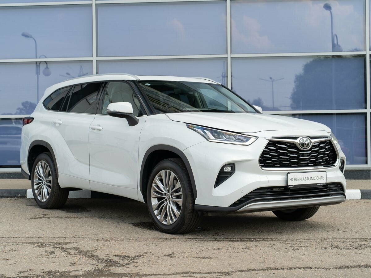 Toyota Highlander IV (XU70)
