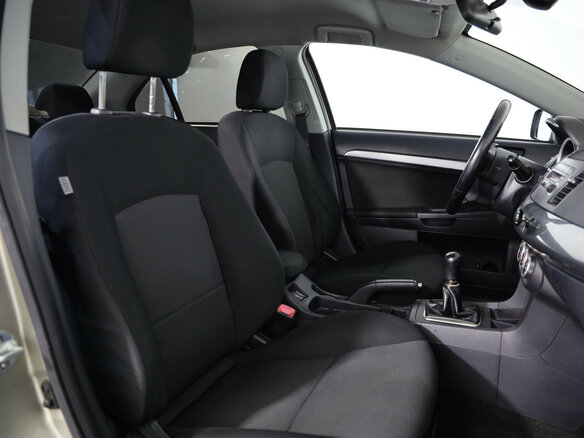 2008 Mitsubishi Lancer X, бежевый, 539000 рублей - вид 16