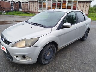 2009 Ford Focus II Рестайлинг, серебристый, 200000 рублей, вид 3