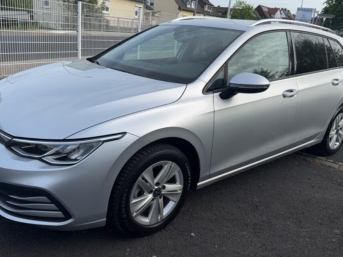 Volkswagen Golf VIII