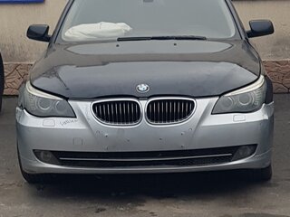 2009 BMW 5 серии 525i V (E60/E61) Рестайлинг, чёрный, 850000 рублей, вид 1