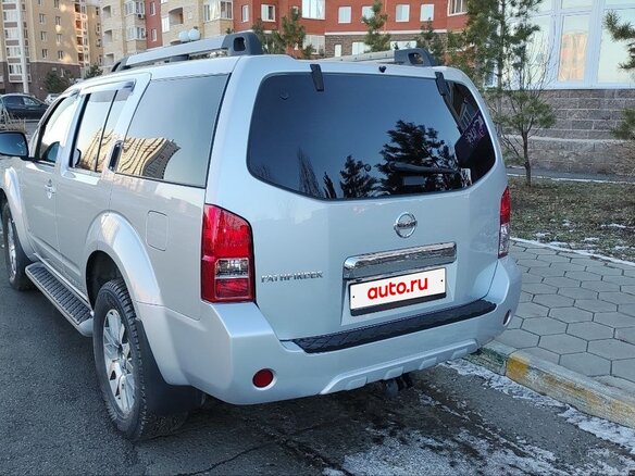 2012 Nissan Pathfinder III Рестайлинг, серебристый, 3650000 рублей - вид 7