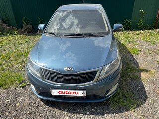 2013 Kia Rio 5-speed III, синий, 595000 рублей, вид 1