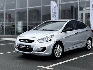 2011 Hyundai Solaris I, серебристый, 480000 рублей, вид 1