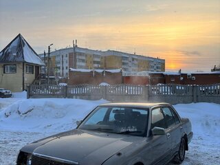 1994 Toyota Crown VIII (S130), серый, 220000 рублей, вид 1