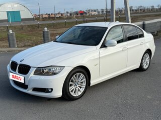 2011 BMW 3 серии 320i V (E90/E91/E92/E93) Рестайлинг, белый, 1260000 рублей, вид 1