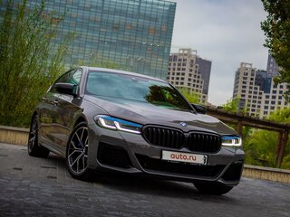 2021 BMW 5 серии 530i xDrive VII (G30/G31/G38) Рестайлинг, серый, 7500000 рублей, вид 1