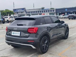 2020 Audi Q2 35 TFSI I Рестайлинг, серый, 1700000 рублей, вид 4