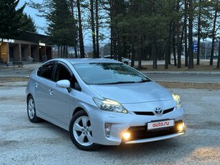 2013 Toyota Prius III Рестайлинг (XW30), серый, 1300000 рублей, вид 1