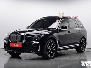 2022 BMW X7 40d I (G07), чёрный, 6890000 рублей, вид 1