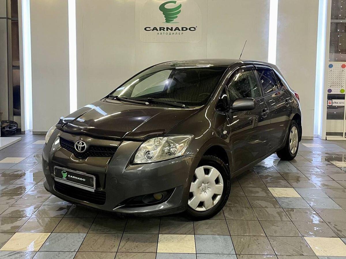 Toyota Auris, 2008 год