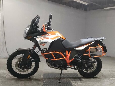 KTM 1290 Super Adventure R 6