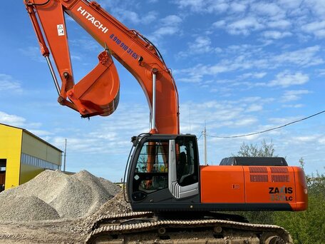 Купить б/у Hitachi ZX330 в Детчине: оранжевый гусеничный