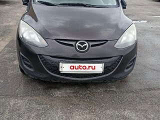 2010 Mazda 2 II Рестайлинг (DE2), пурпурный, 700000 рублей, вид 1