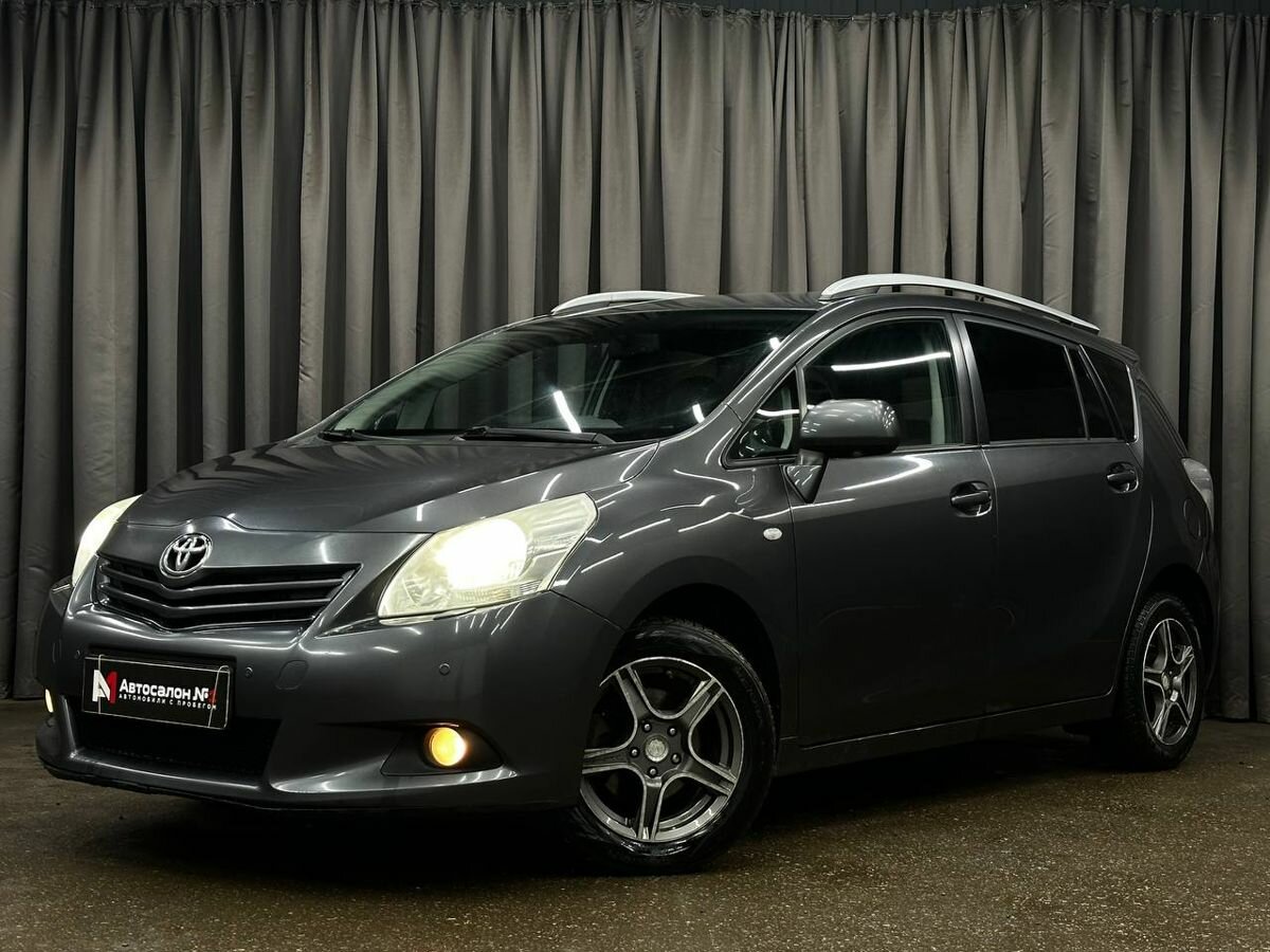 Toyota Verso I