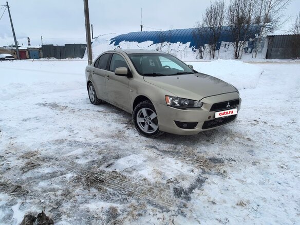 2007 Mitsubishi Lancer X, золотистый, 720000 рублей - вид 3
