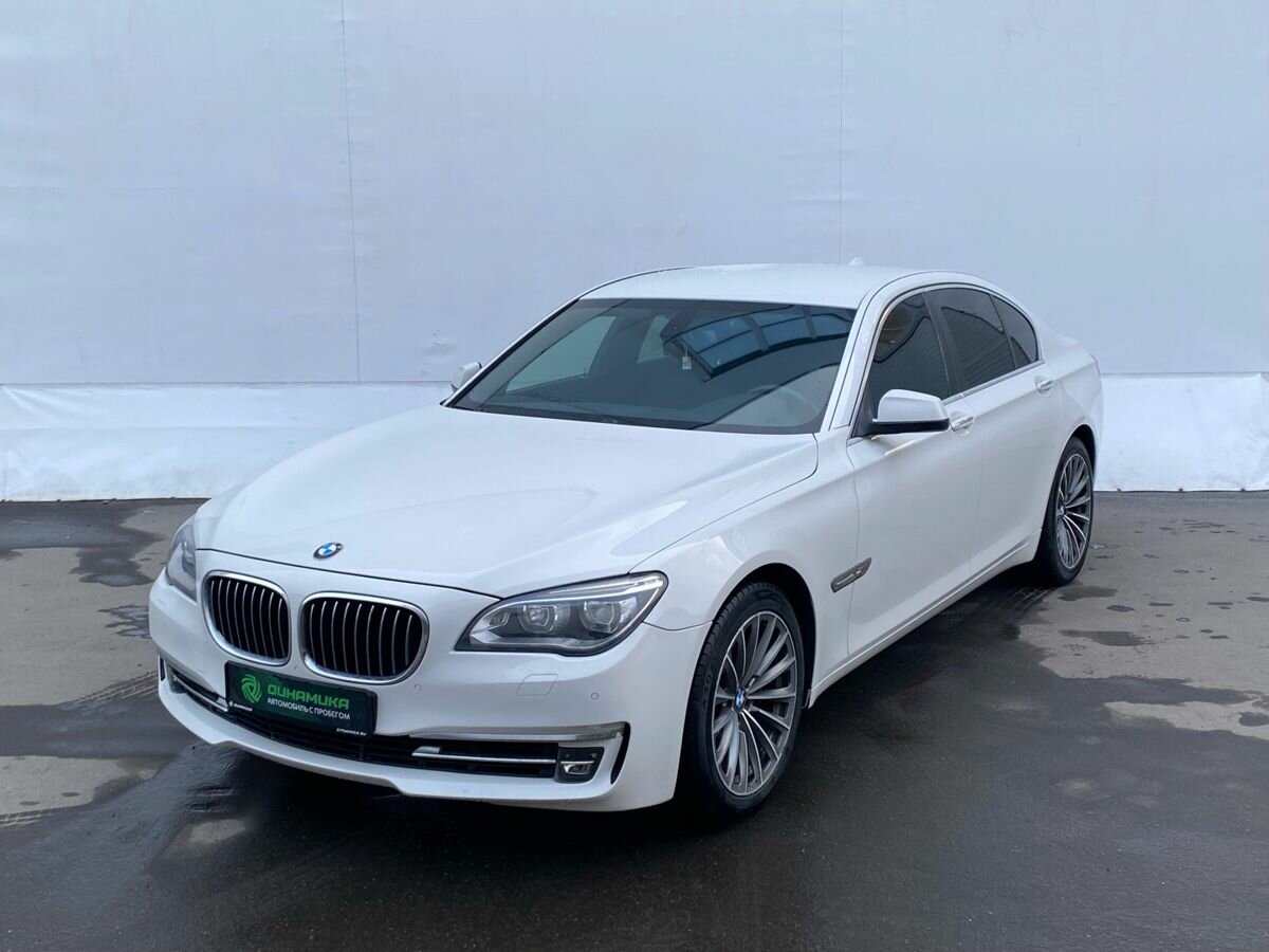 BMW 7 серии 740d xDrive V (F01/F02/F04)