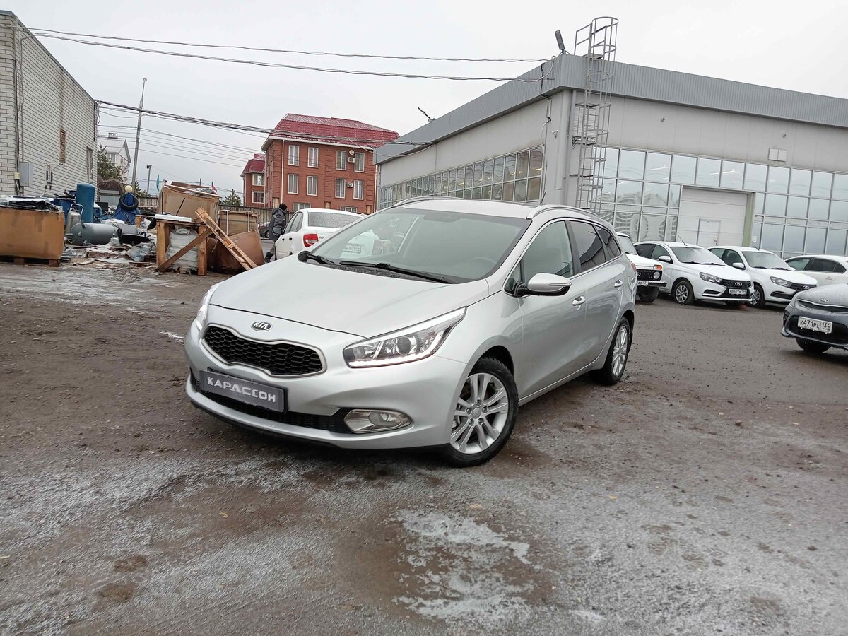 Купить б/у Kia Ceed II 1.6 AT (129 л.с.) бензин автомат в Волгограде ...