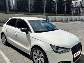 2013 Audi A1 Sportback I (8X), белый, 700000 рублей, вид 1