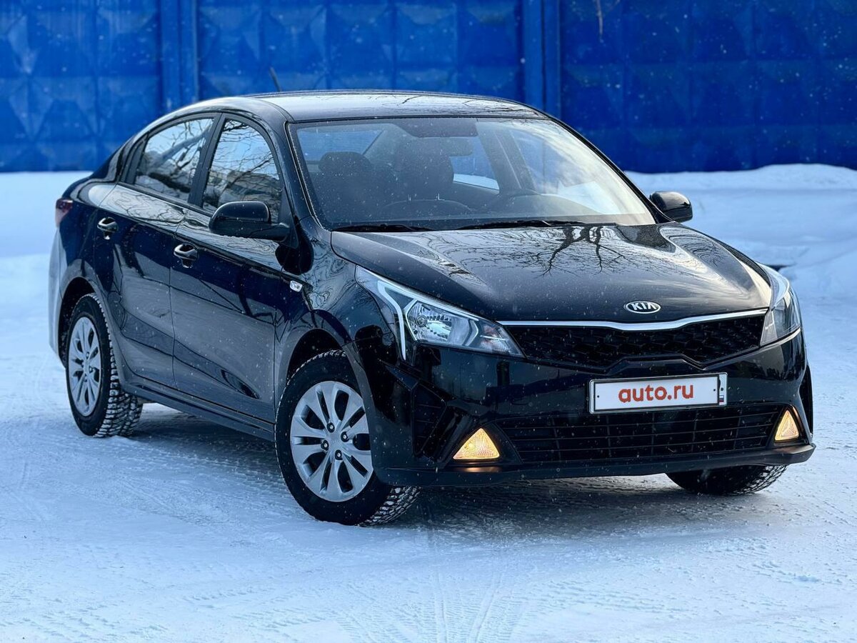 Купить б/у Kia Rio IV Рестайлинг 1.4 MT (100 л.с.) бензин механика в ...