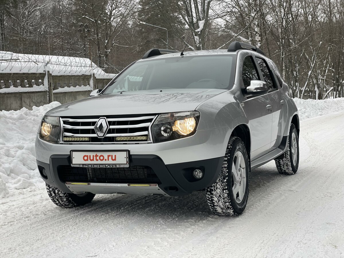 Купить б/у Renault Duster I 2.0 MT (135 л.с.) 4WD бензин механика в ...